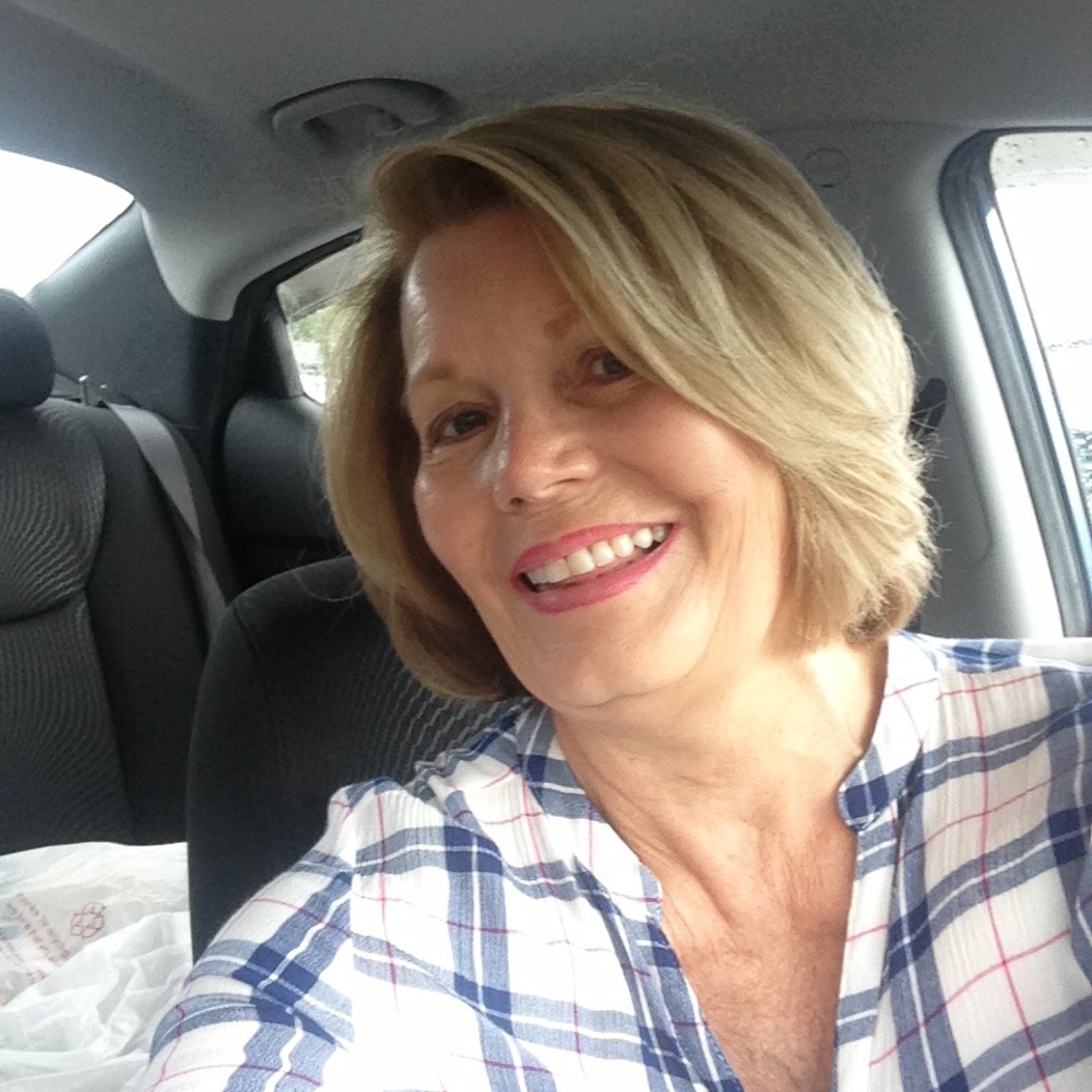 Meet your Posher, Lynda